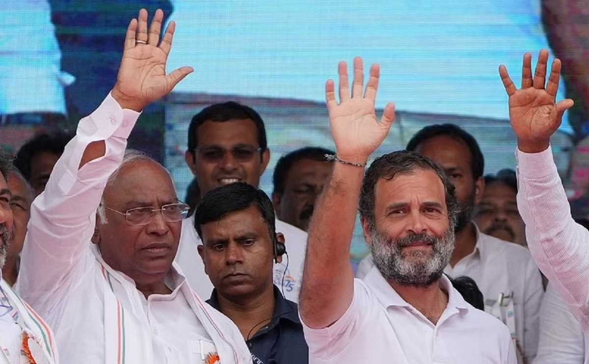 2024 लोकसभा चुनाव की तैयारियों पर चर्चा के लिए आंध्र के नेताओं से मिलेंगे खड़गे व राहुल 2024 लोकसभा चुनाव की तैयारियों पर चर्चा के लिए आंध्र के नेताओं से मिलेंगे खड़गे व राहुल